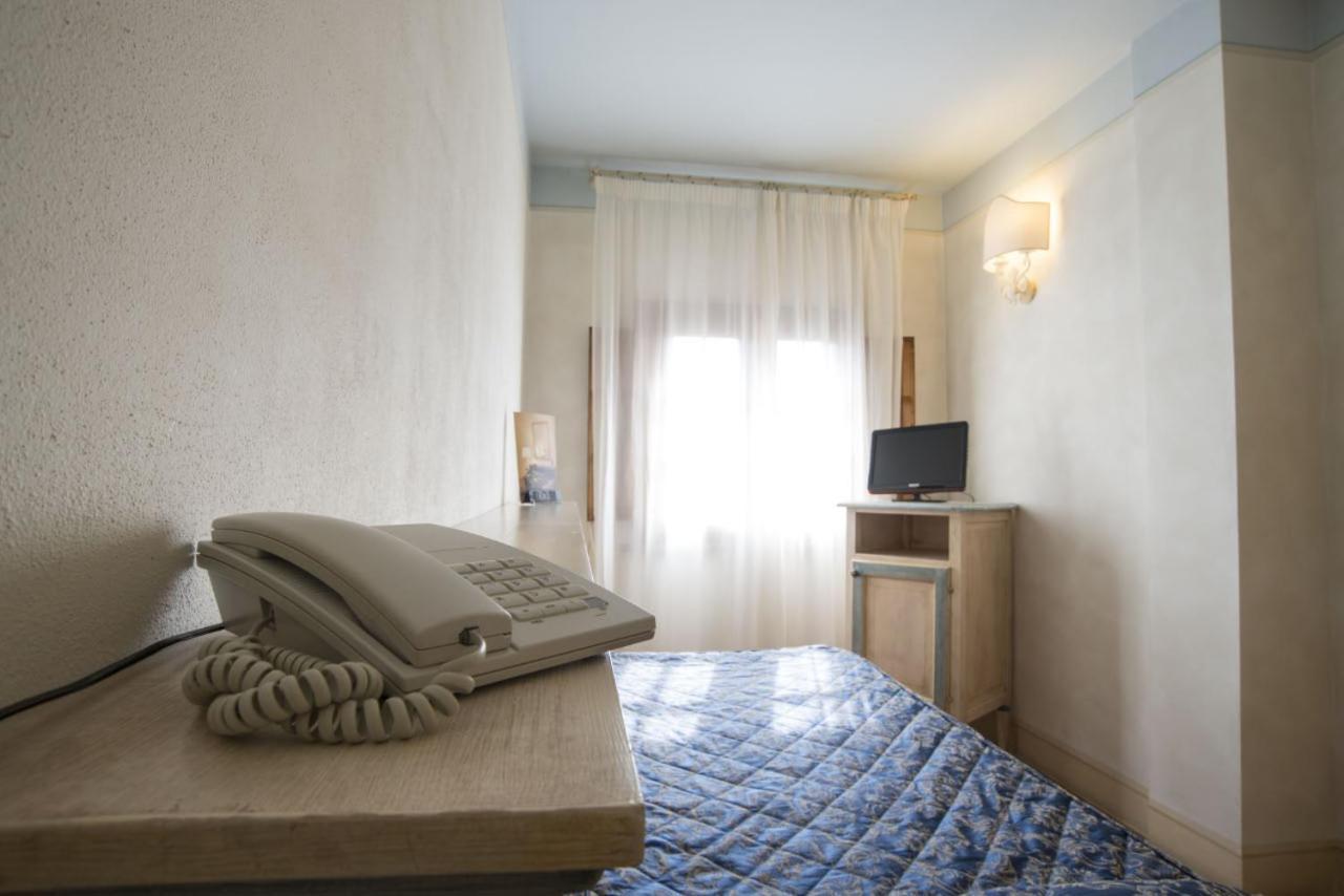 Park Hotel Santa Maria A Monte Buitenkant foto